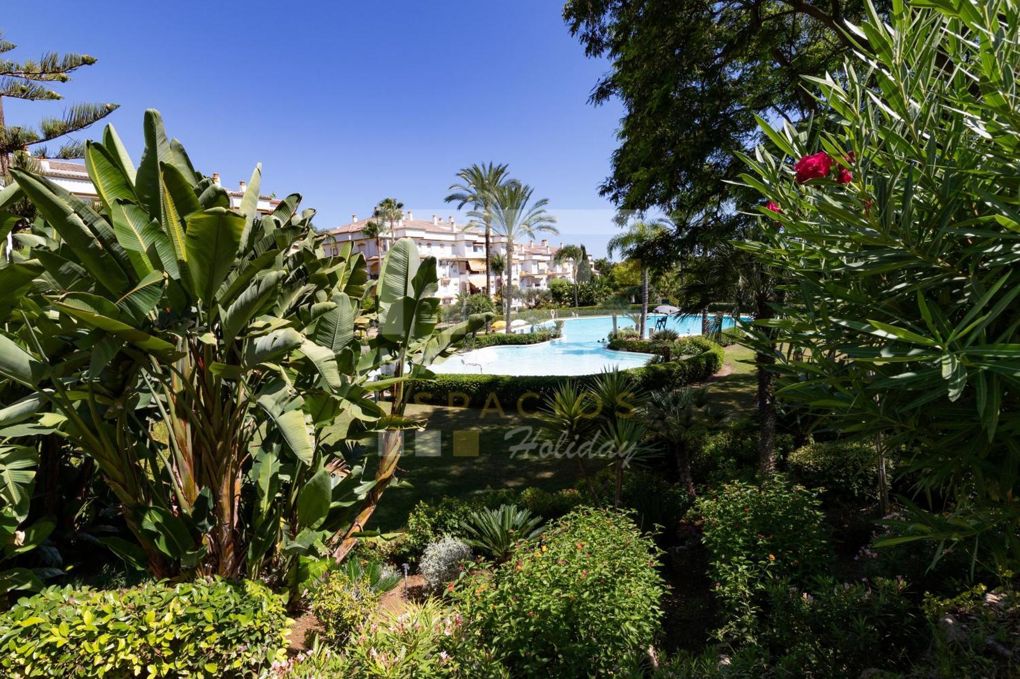 Appartement Amplio Planta Jardin Nagueles